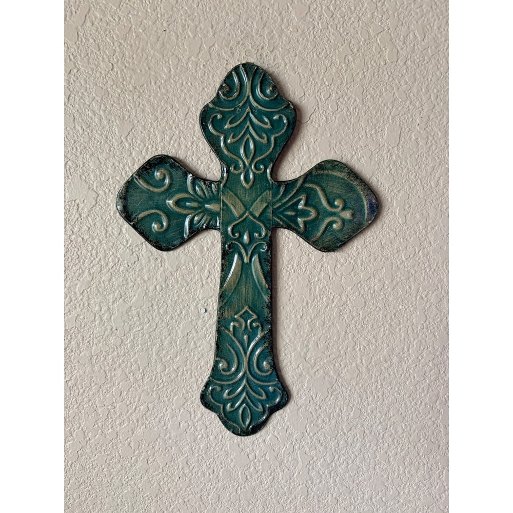 Rustic Green  Metal Wall Cross Embossed Fleur De Lis Scroll Home Decor 10 x 7